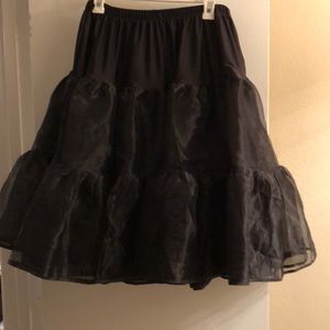Black crinoline